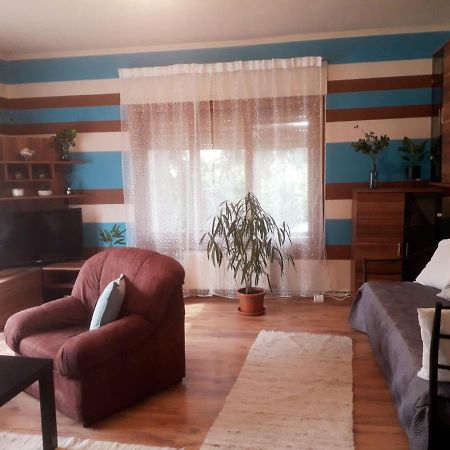 Rozmaring Apartman Zánka Exterior foto