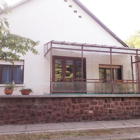 Rozmaring Apartman Zánka Exterior foto